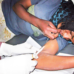 Implanon insertion at the Beyeda Health Center in Ethiopia - Tatek Abate