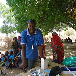 Immunization activities of pregnant women and children in a remote village on the border of eastern Chad and the Darfour region of Sudan - Bonheur Dounebaine