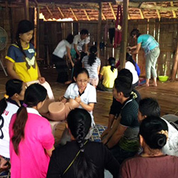 Basic life support at the Mae La refugee camp on the Thailand-Myanmar border - Nan San Wai